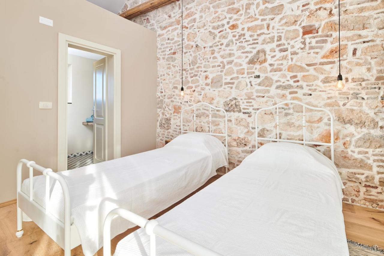 Villa Mediteranea ウマグ エクステリア 写真